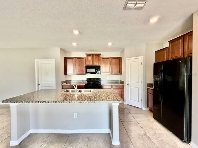 10524 CARLOWAY HILLS DRIVE, Wimauma, FL 33598