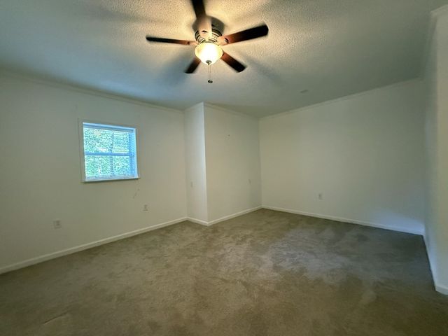 120 Warpaint Lane, Westminster, SC 29693