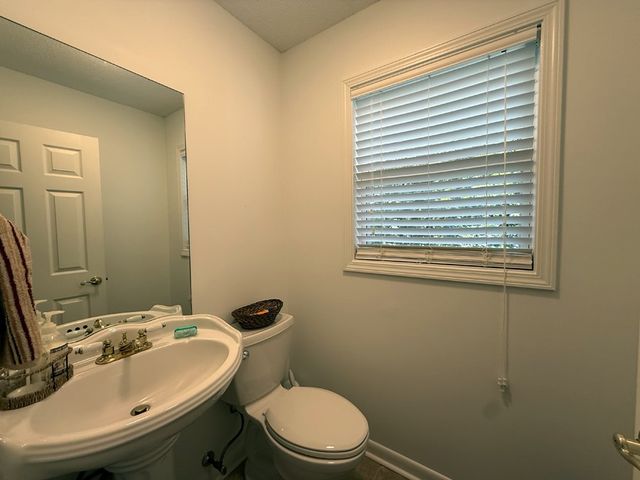 120 Warpaint Lane, Westminster, SC 29693