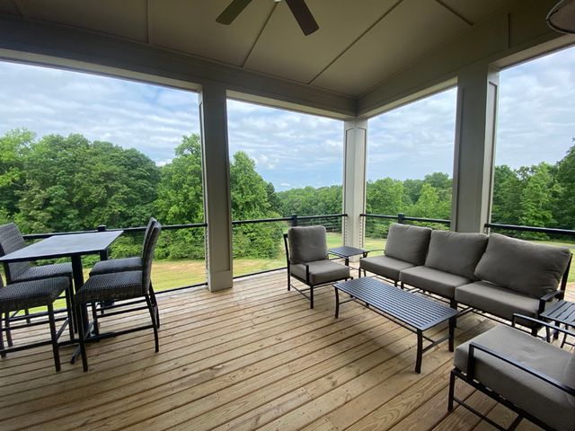 120 Warpaint Lane, Westminster, SC 29693