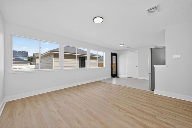 19515 Fletcher Way Drive, Houston, TX 77073