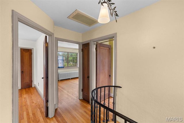 7332 Country Club Drive, St Louis, MO 63121