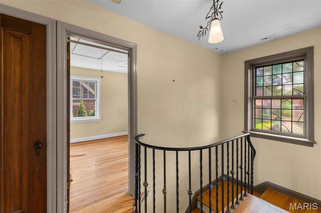 7332 Country Club Drive, St Louis, MO 63121