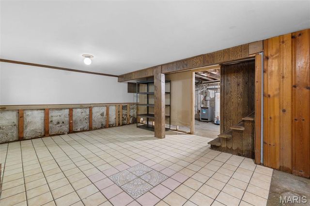 7332 Country Club Drive, St Louis, MO 63121