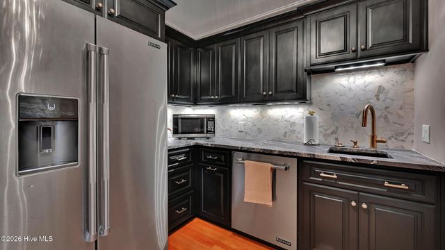 1157 Autumn Lakes Drive, Grimesland, NC 27837