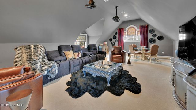 1157 Autumn Lakes Drive, Grimesland, NC 27837