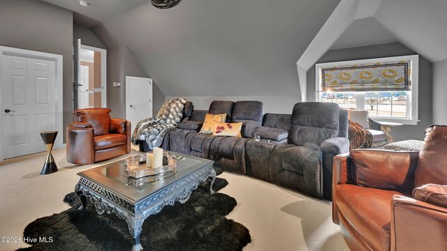 1157 Autumn Lakes Drive, Grimesland, NC 27837