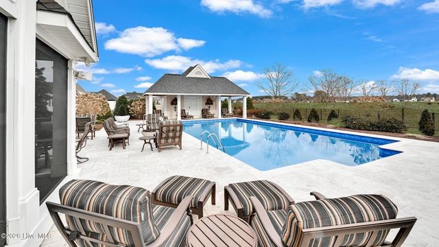 1157 Autumn Lakes Drive, Grimesland, NC 27837