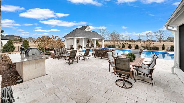 1157 Autumn Lakes Drive, Grimesland, NC 27837