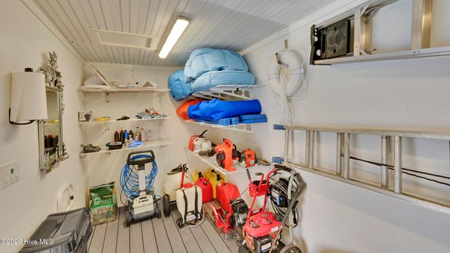 1157 Autumn Lakes Drive, Grimesland, NC 27837