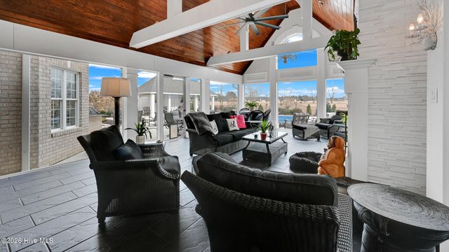 1157 Autumn Lakes Drive, Grimesland, NC 27837