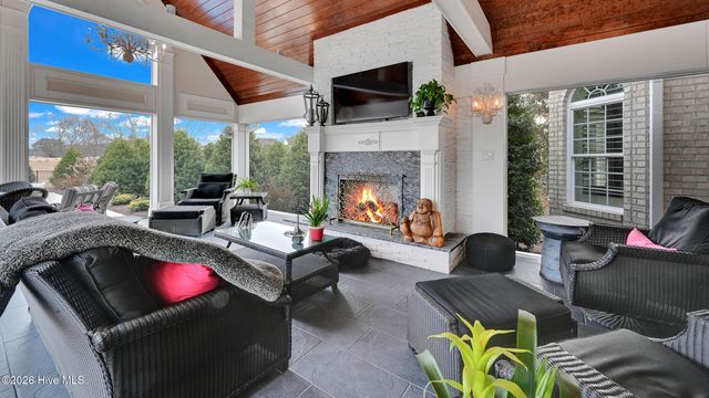 1157 Autumn Lakes Drive, Grimesland, NC 27837