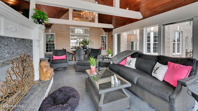 1157 Autumn Lakes Drive, Grimesland, NC 27837