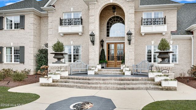 1157 Autumn Lakes Drive, Grimesland, NC 27837