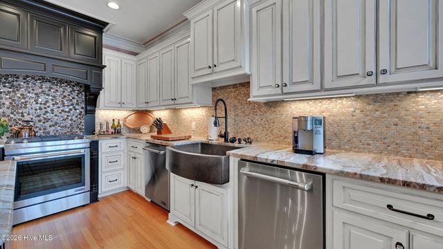 1157 Autumn Lakes Drive, Grimesland, NC 27837