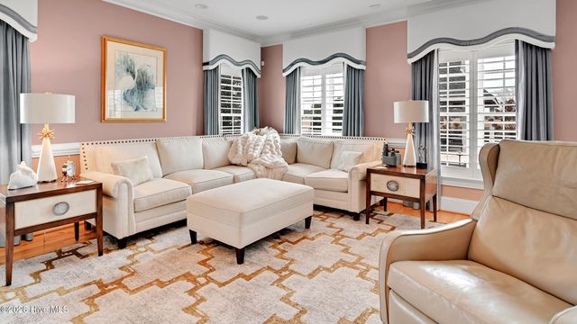 1157 Autumn Lakes Drive, Grimesland, NC 27837