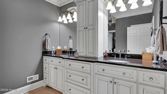 1157 Autumn Lakes Drive, Grimesland, NC 27837