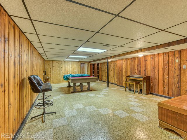 11789 Julia Drive, Green Oak Township, MI 48189