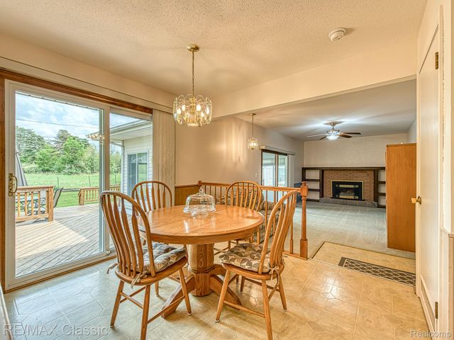 11789 Julia Drive, Green Oak Township, MI 48189