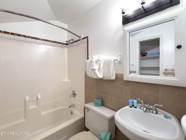 616 Turkey Nest Rd 306, Gatlinburg, TN 37738