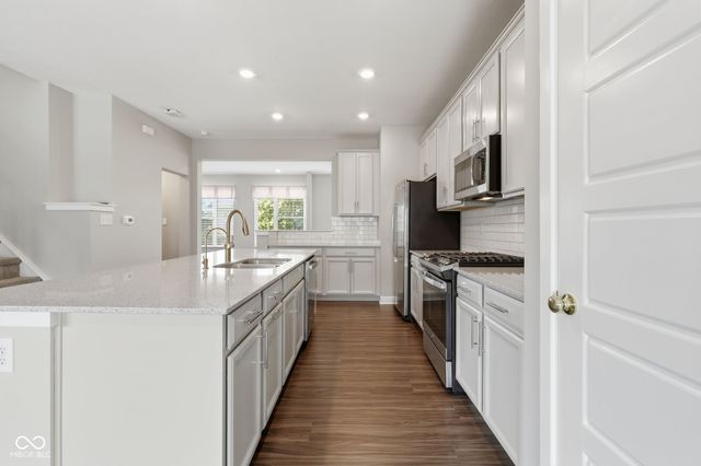 13472 Erlen Drive, Fishers, IN 46037