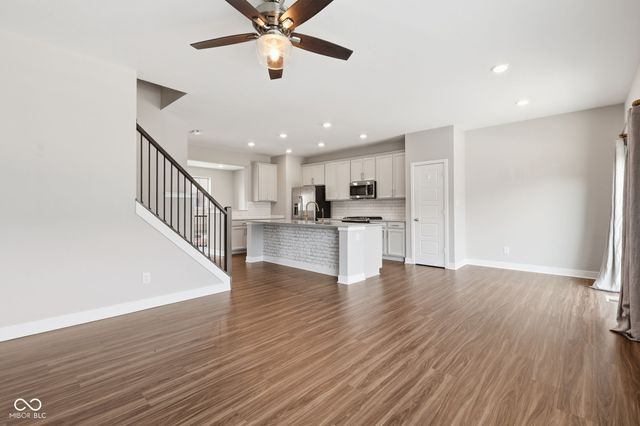 13472 Erlen Drive, Fishers, IN 46037