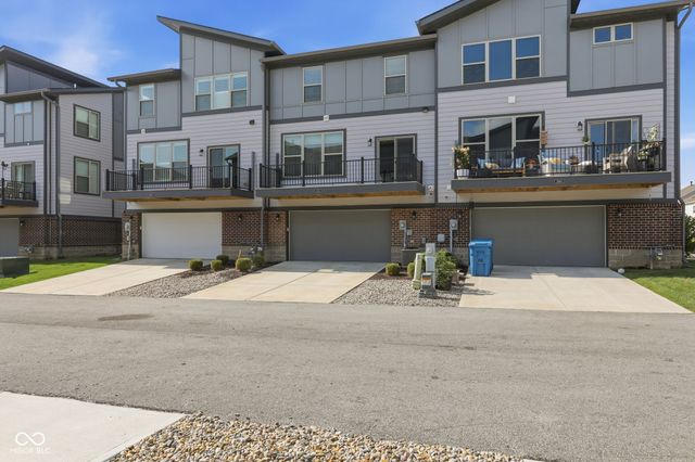 13472 Erlen Drive, Fishers, IN 46037