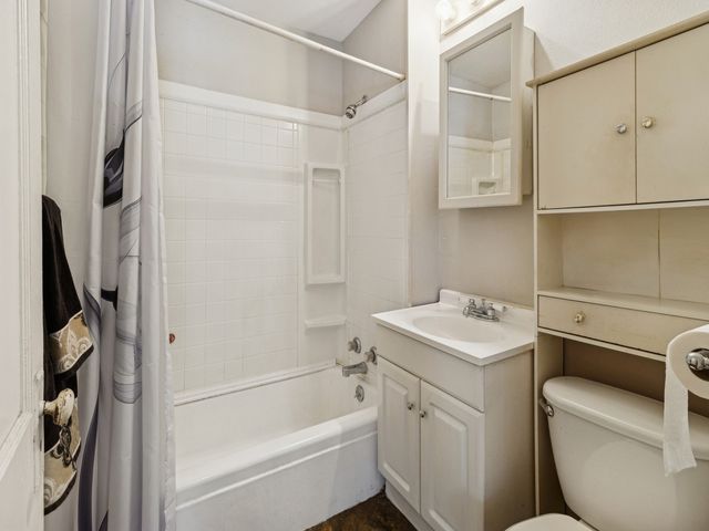 315 E 13th Street N, Newton, IA 50208