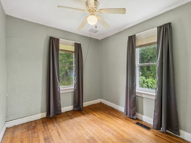 315 E 13th Street N, Newton, IA 50208