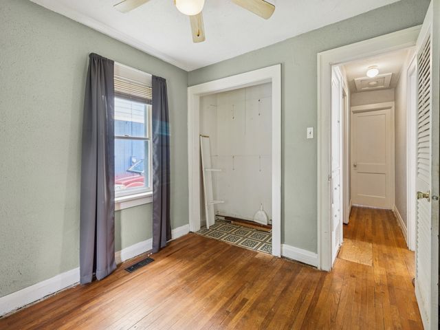 315 E 13th Street N, Newton, IA 50208