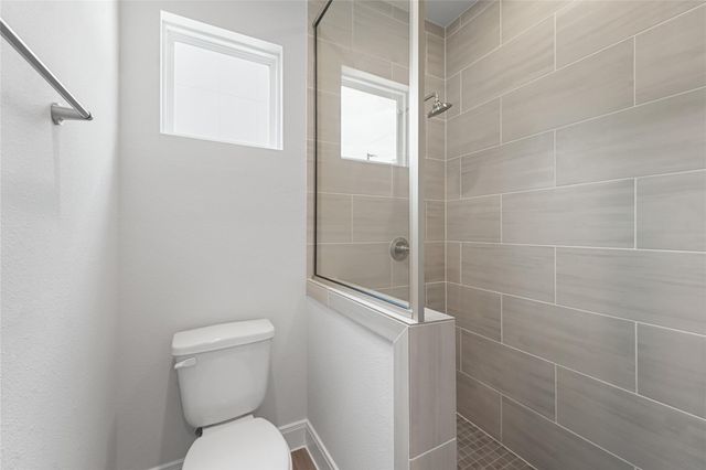 2708 Grand Fountains Drive E, Houston, TX 77054