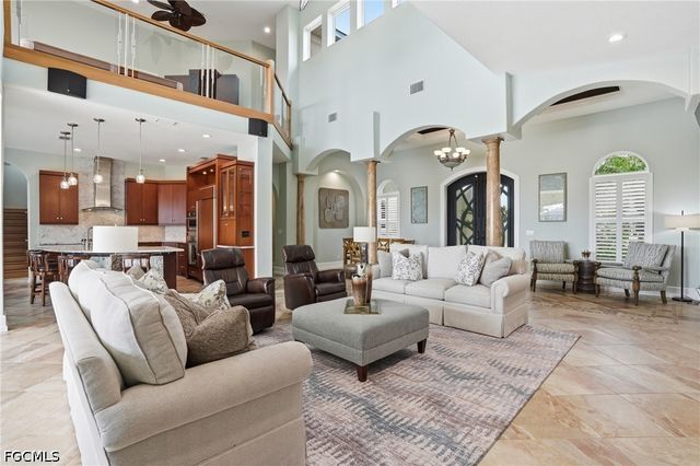 1506 Hermitage LN, Cape Coral, FL 33914