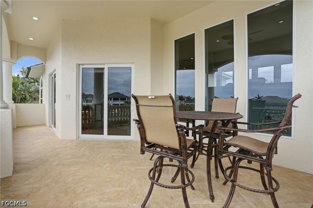 1506 Hermitage LN, Cape Coral, FL 33914