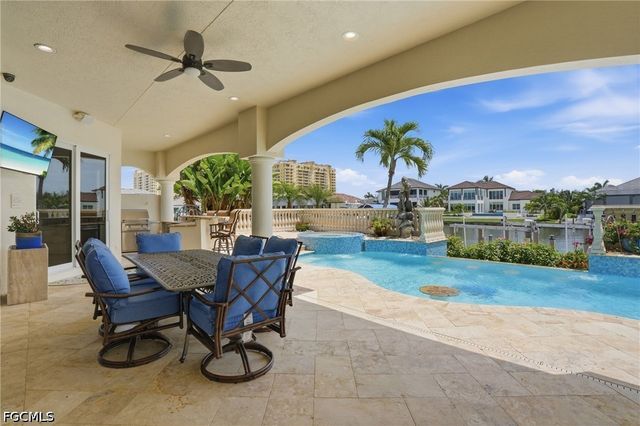 1506 Hermitage LN, Cape Coral, FL 33914