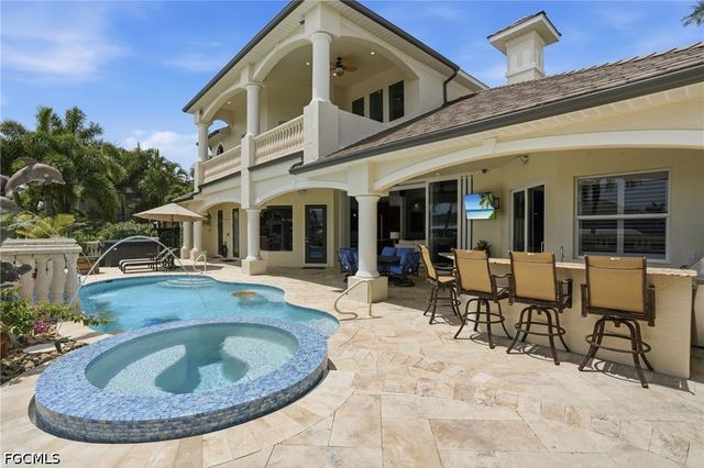 1506 Hermitage LN, Cape Coral, FL 33914