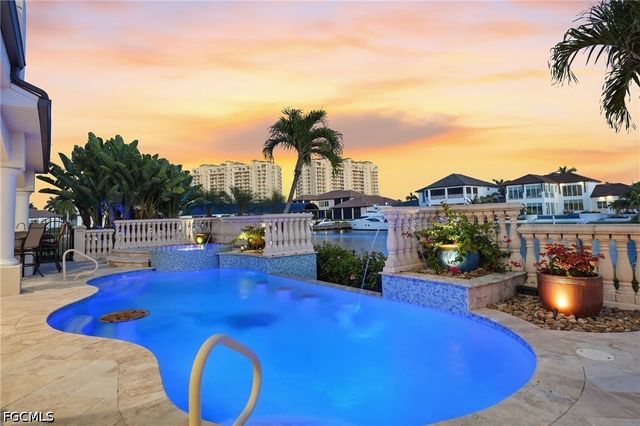 1506 Hermitage LN, Cape Coral, FL 33914