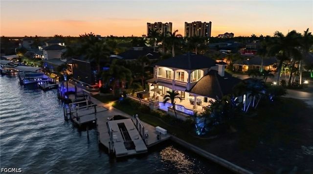 1506 Hermitage LN, Cape Coral, FL 33914