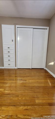 2625 woodlawn, San Antonio, TX 78228