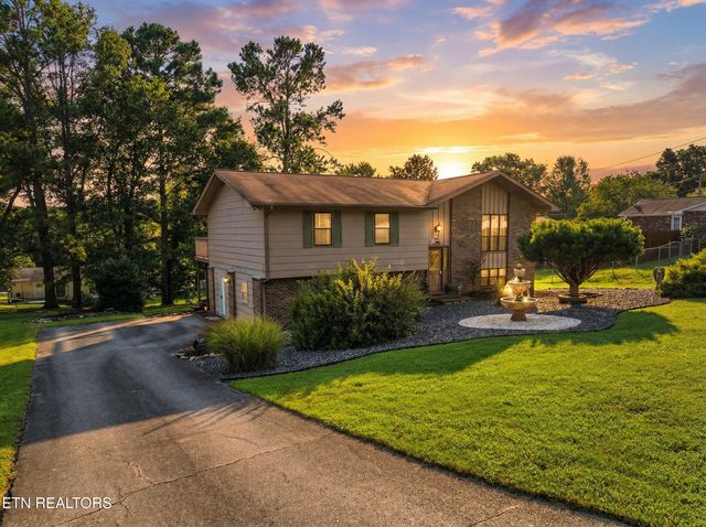 2903 Cedar Circle, Lenoir City, TN 37772