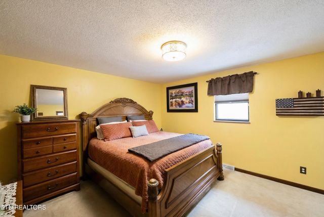 2903 Cedar Circle, Lenoir City, TN 37772