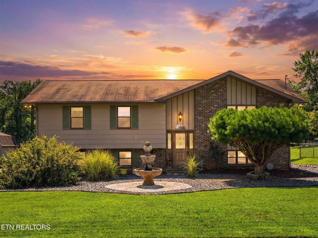 2903 Cedar Circle, Lenoir City, TN 37772