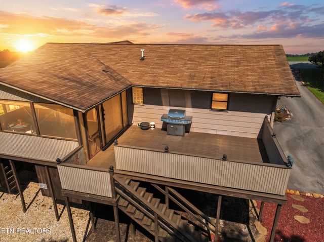 2903 Cedar Circle, Lenoir City, TN 37772