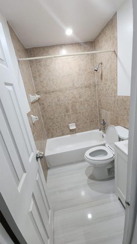 308 SW 76th Ter, North Lauderdale, FL 33068