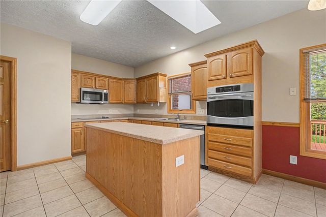 350 Saint Andrews Trail, Miamisburg, OH 45342