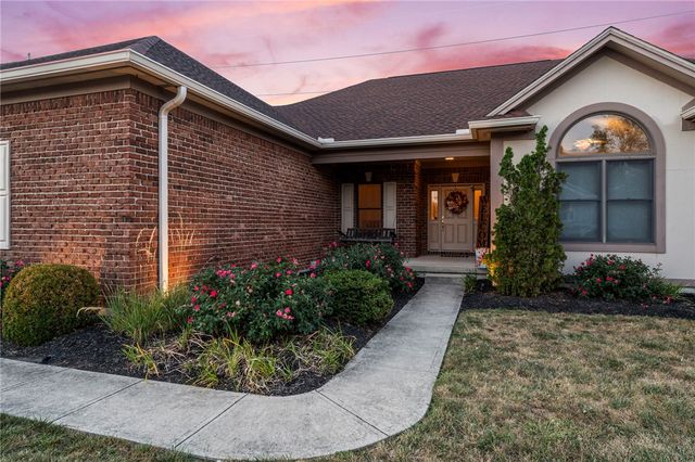 350 Saint Andrews Trail, Miamisburg, OH 45342