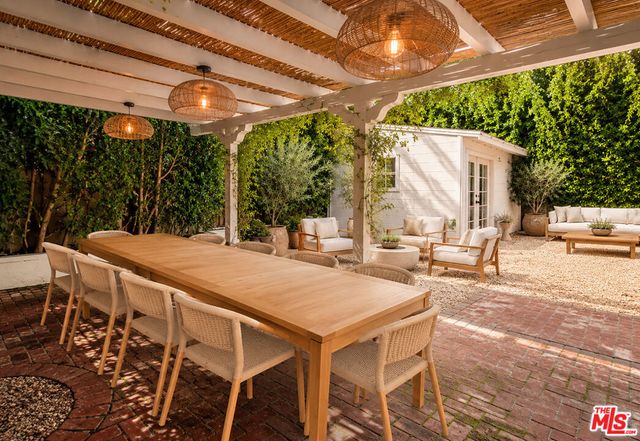 543 Westmount Drive, West Hollywood, CA 90048