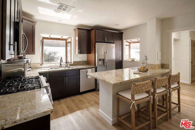 543 Westmount Drive, West Hollywood, CA 90048