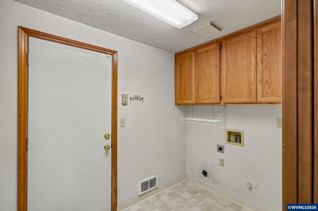 830 Fran St SE, Salem, OR 97306