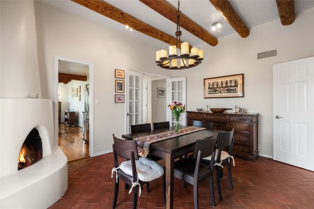 313 Loma Arisco, Santa Fe, NM 87501