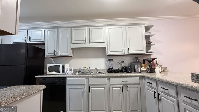 201 Brighton Point, Sandy Springs, GA 30328